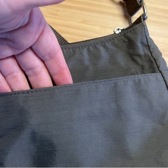 Baggallini small crossbody purse EUC - Picture 3 of 7